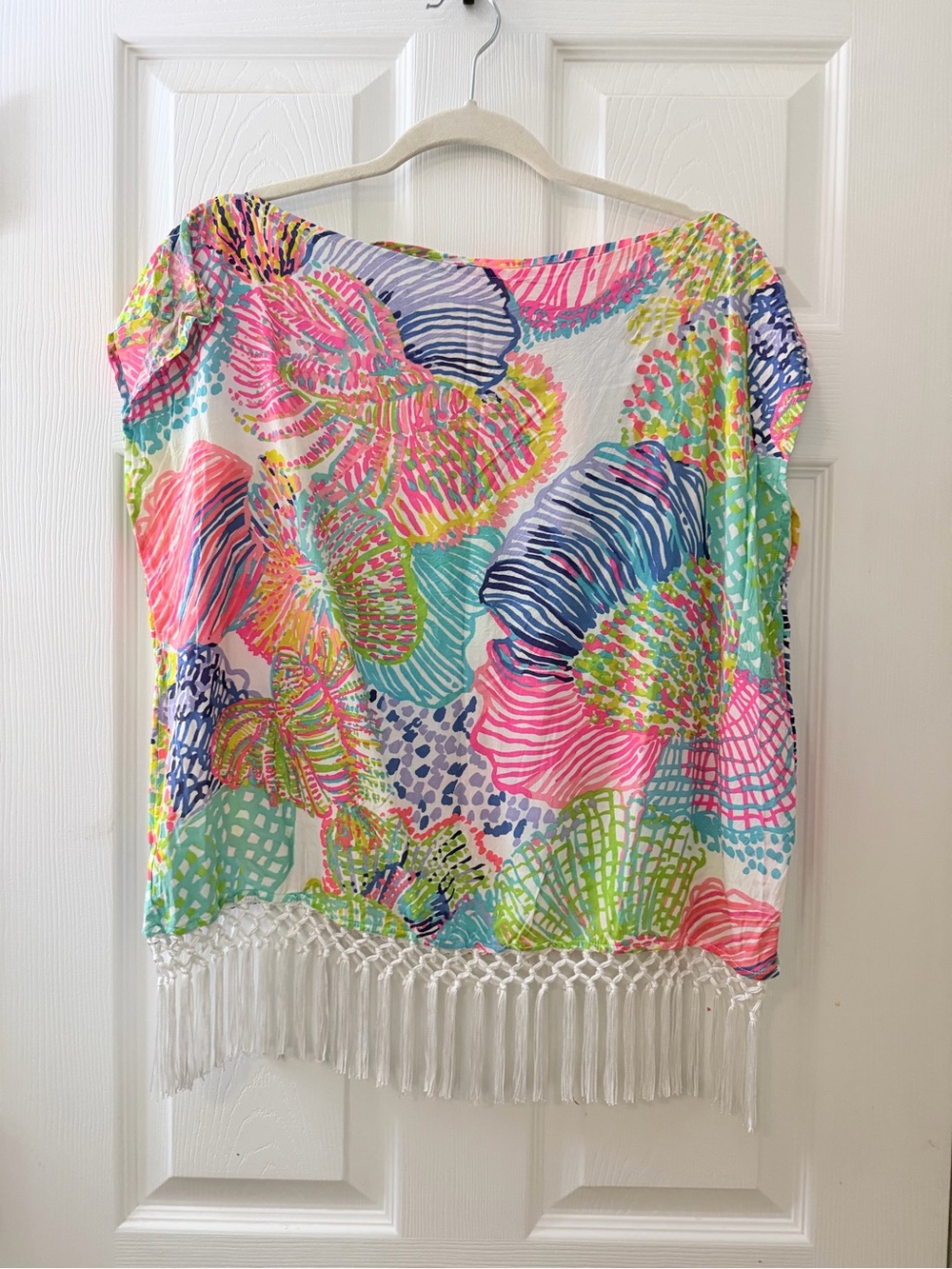 Lilly Pulitzer tropical seashell top with fringe sz XS/S